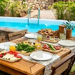 Otel Z-villas *