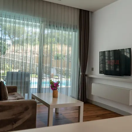 Z-villas Szálloda